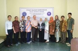 Kerja Sama Halal Science Center IPB (HSC IPB) dengan Bio Farma