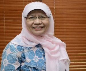 Prof.Dr.Ir.Tun-Tedja-Ira